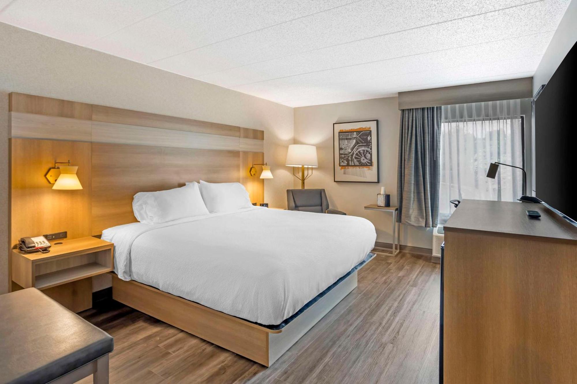 Best Western Plus Heritage Rail Inn & Suites Йорк Екстериор снимка