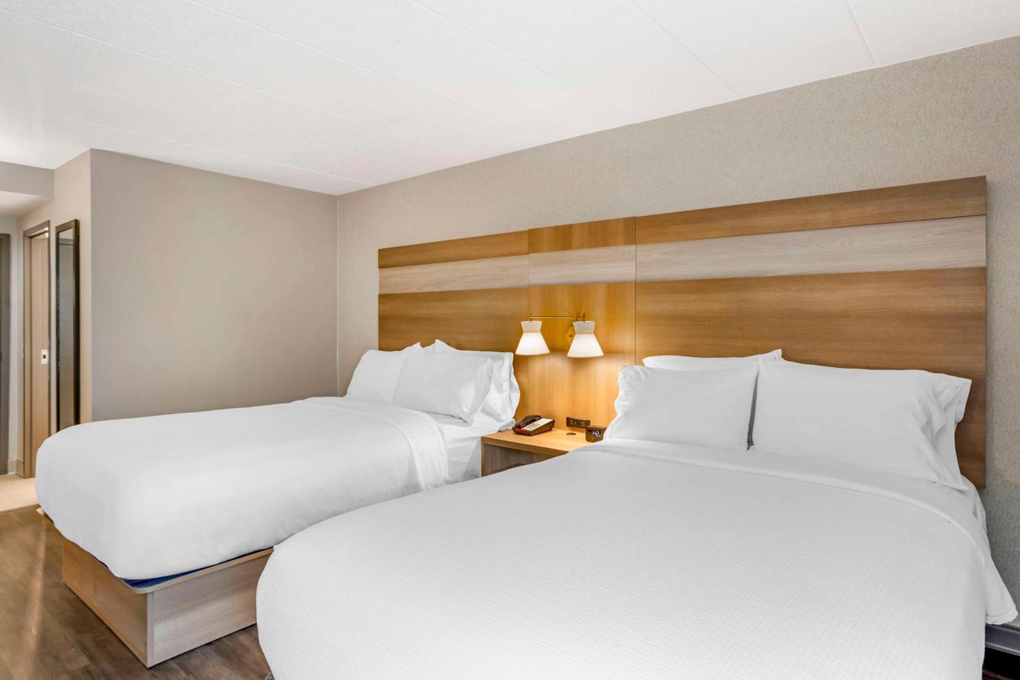 Best Western Plus Heritage Rail Inn & Suites Йорк Екстериор снимка