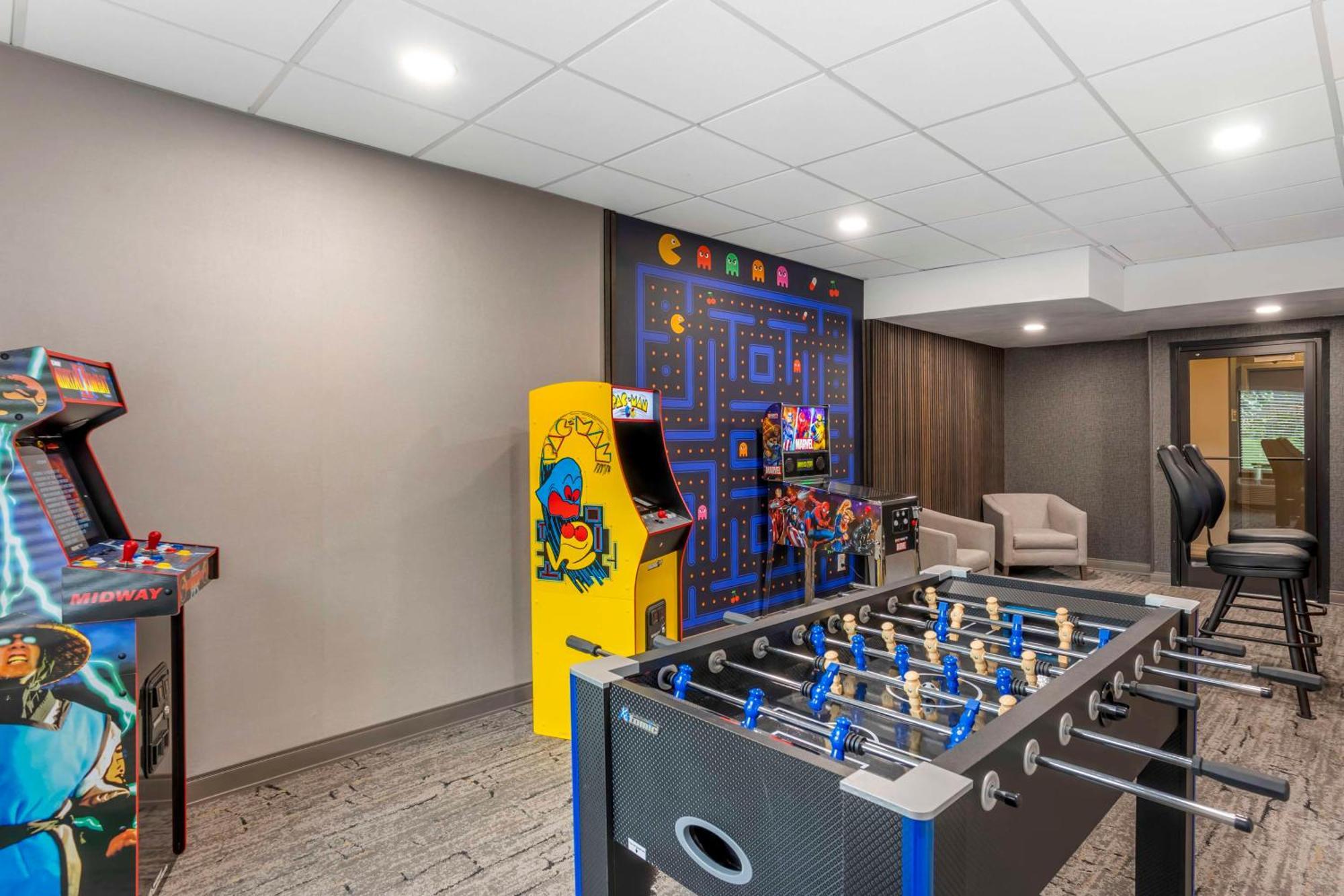 Best Western Plus Heritage Rail Inn & Suites Йорк Екстериор снимка