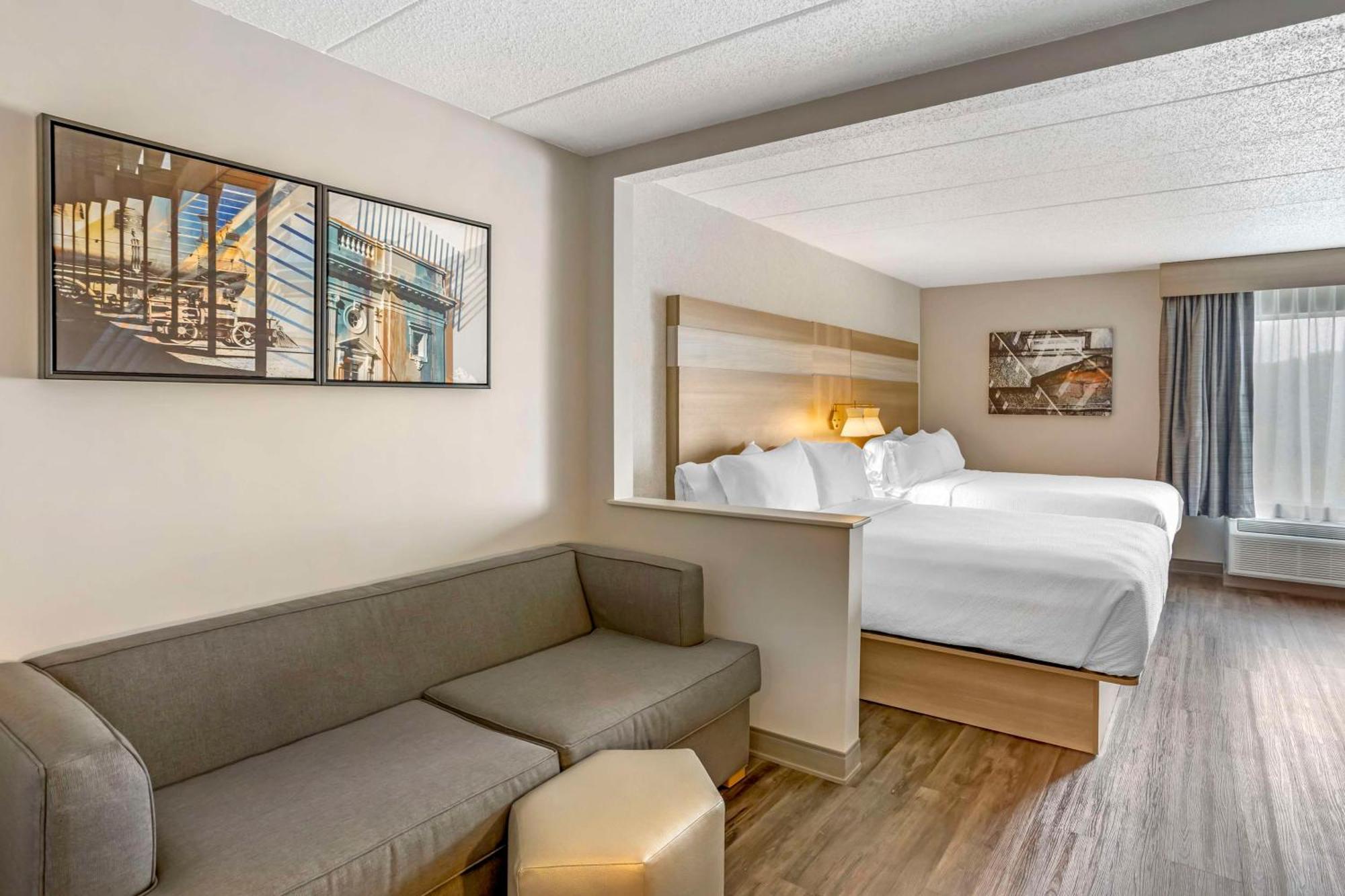 Best Western Plus Heritage Rail Inn & Suites Йорк Екстериор снимка
